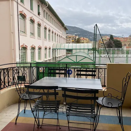 Logis Dore Apartment *